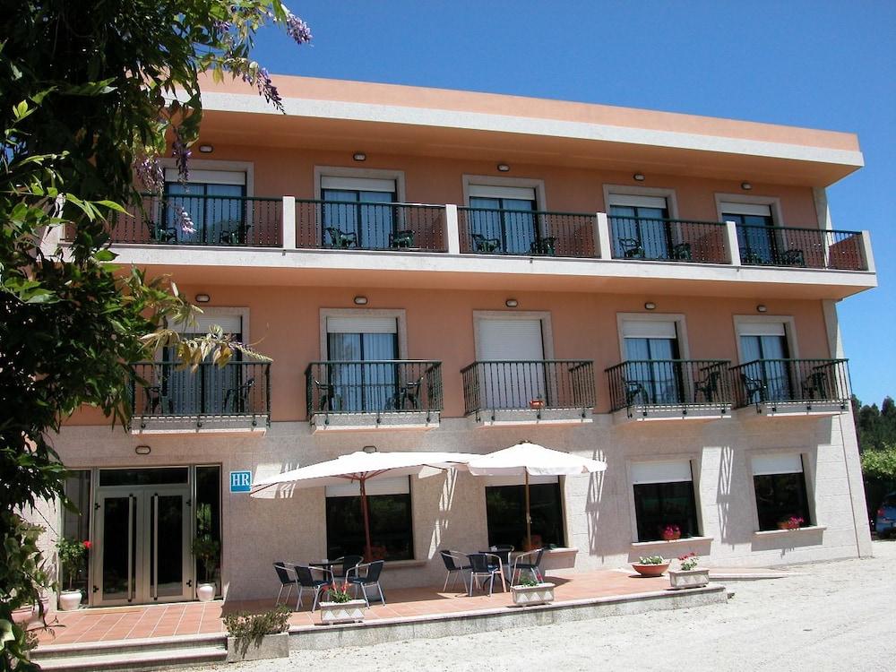 Hotel Cachada