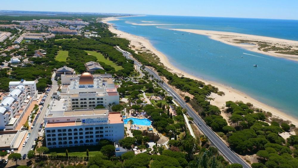 HOTEL PLAYACARTAYA AQUAPARK AND SPA - Hotel cerca del El Rompido Golf Club