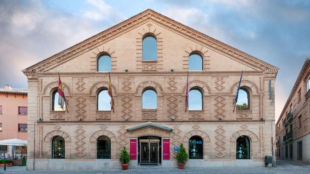 SAN JUAN DE LOS REYES - Hotel cerca del Plaza de Toros de Toledo