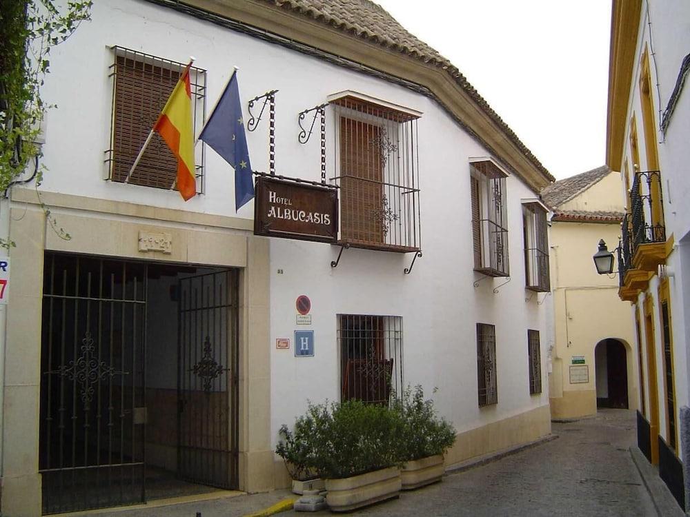 HOTEL ALBUCASIS