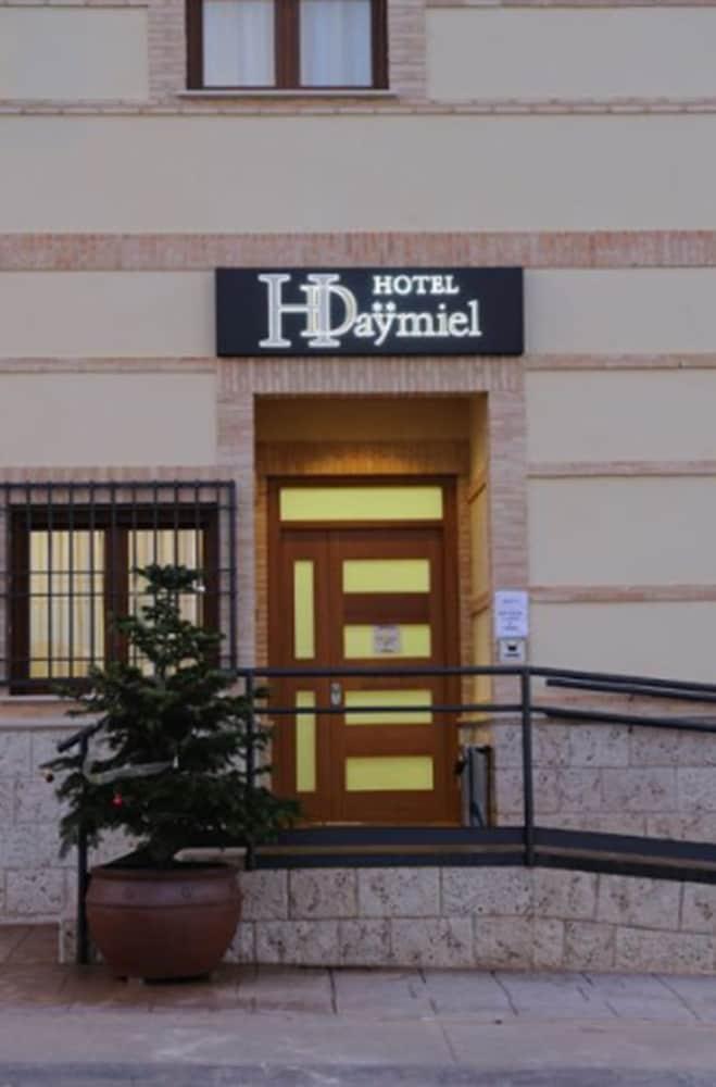 HOTEL DAYMIEL