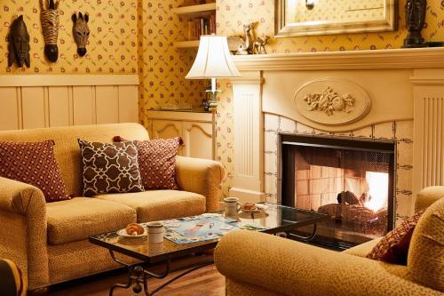 PETITE AUBERGE, A JOIE DE VIVRE BOUTIQUE HOTEL