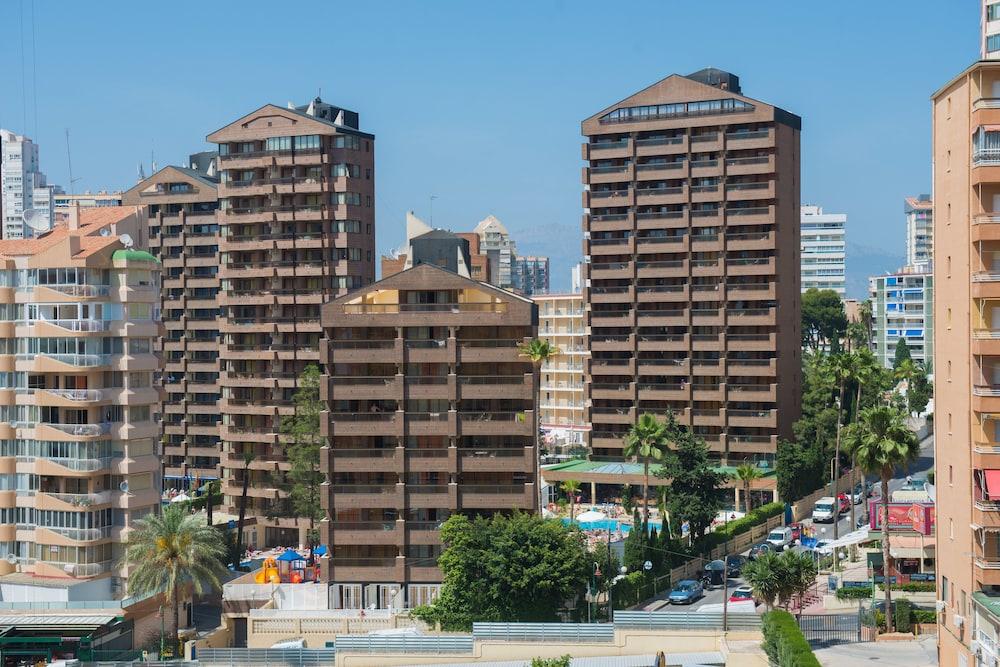 LEVANTE CLUB APARTAMENTOS - Hotel cerca del Playa de Levante de Benidorm