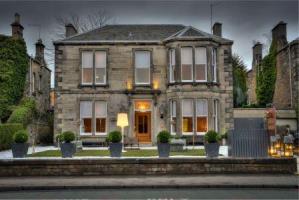 MURRAYFIELD HOTEL & HOUSE