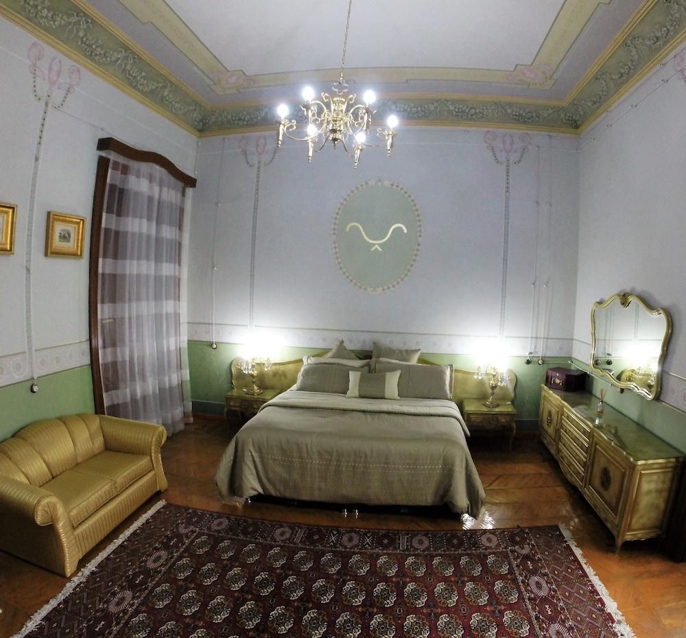 Azcami Boutique Hotel