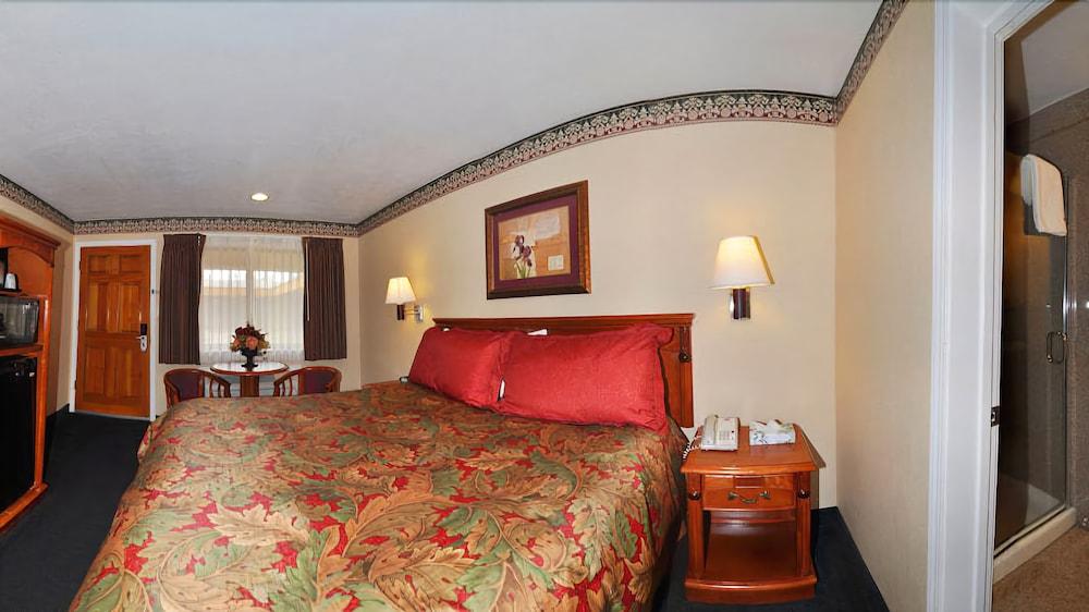 room photo