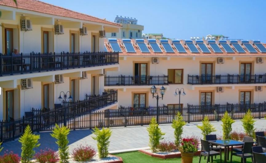 RIVERSIDE GARDEN RESORT