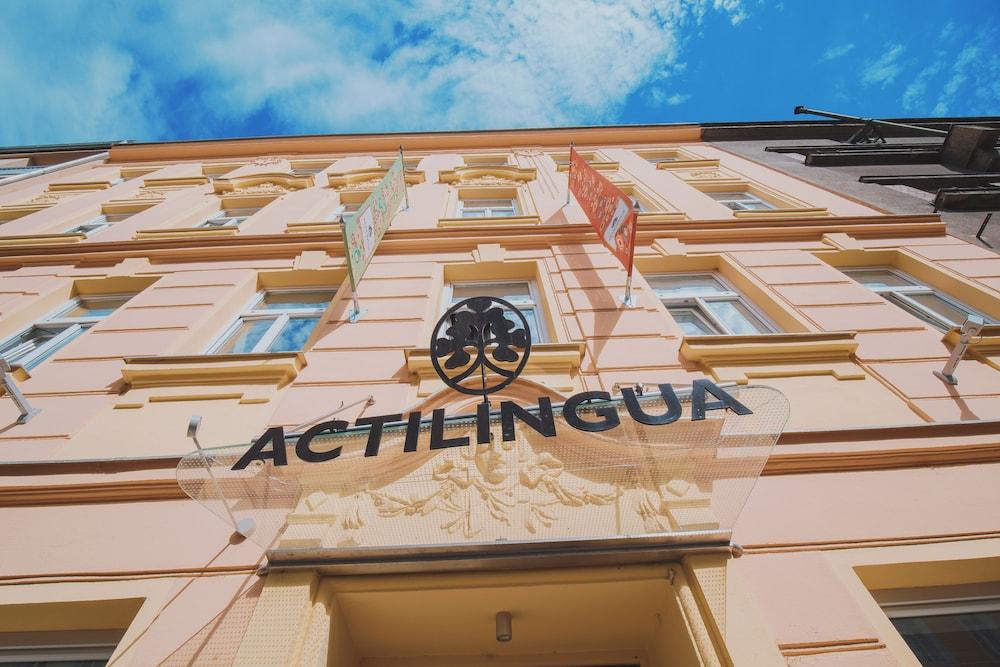 ACTILINGUA APARTMENT HOTEL