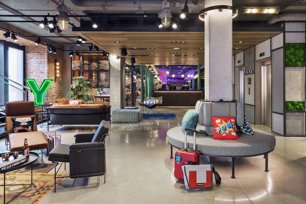 MOXY WARSAW PRAGA
