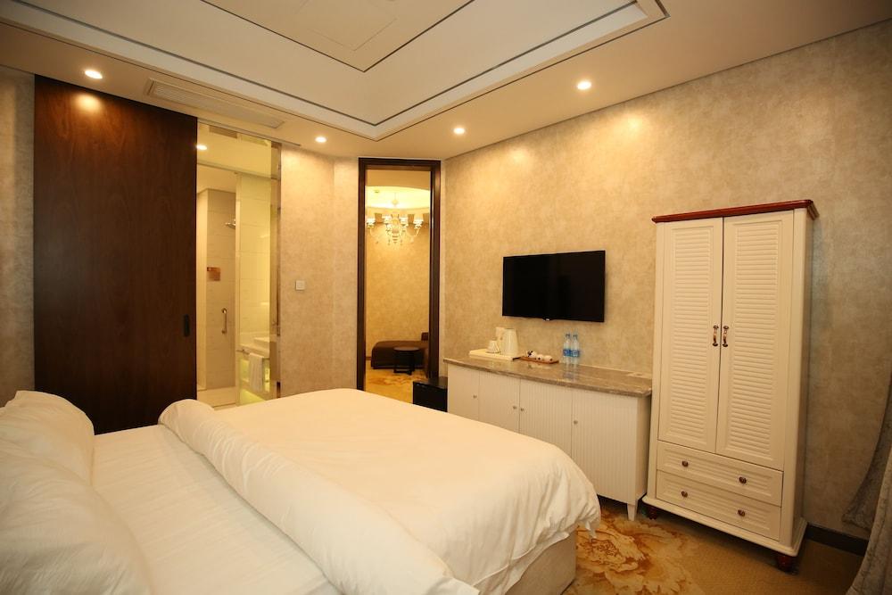 Rezen Select Coguanli Hotel Shanghai Hongqiao Hub International Exhibition Center
