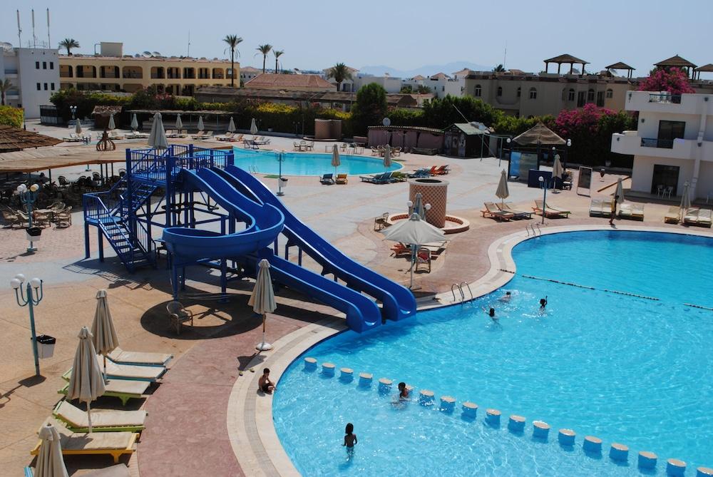 Sharm Cliff Resort