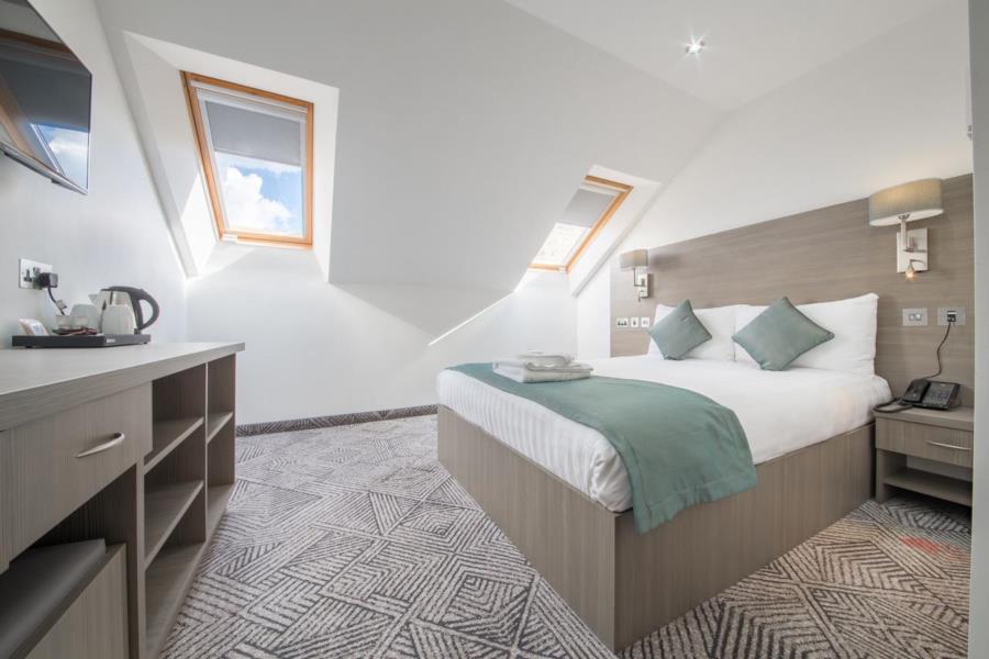 room photo