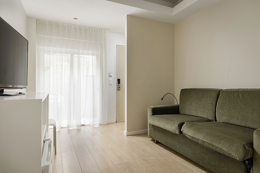 room photo