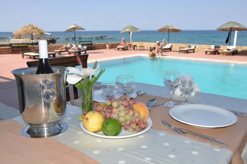 MANOLYA HOTEL KYRENIA