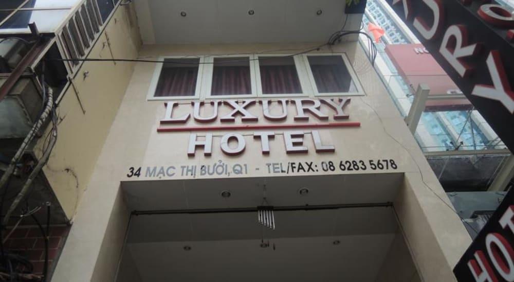 LUXURY HOTEL