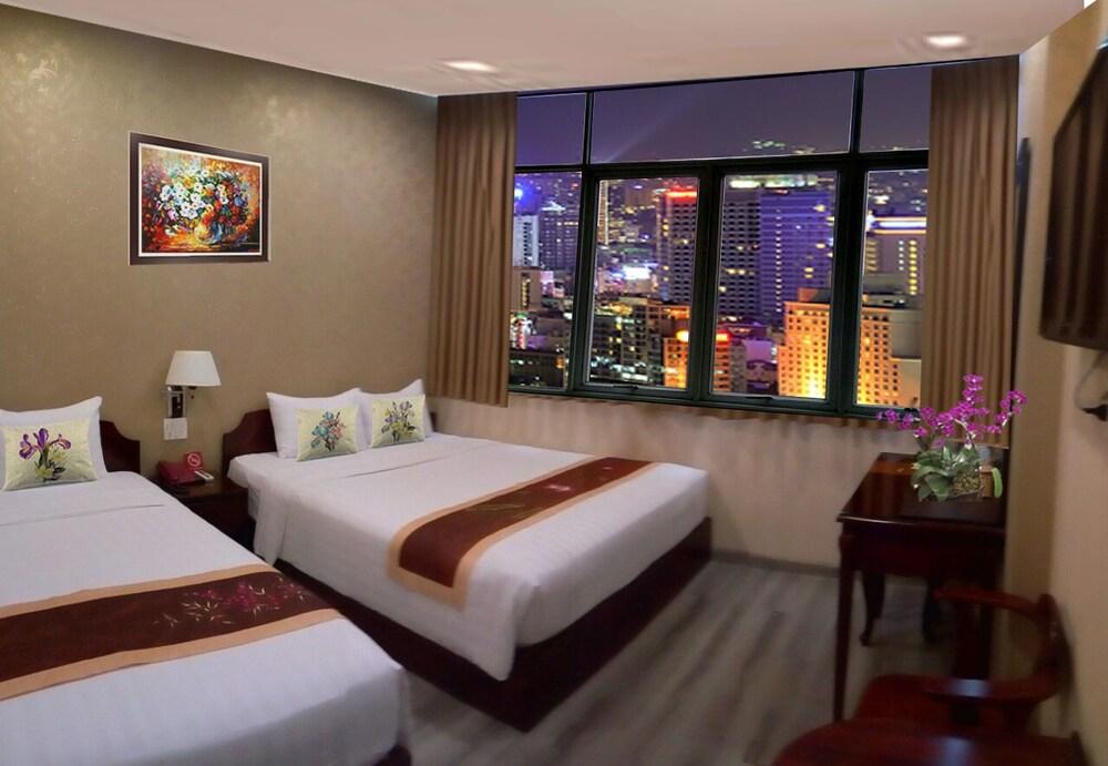 XAVIER HOTEL