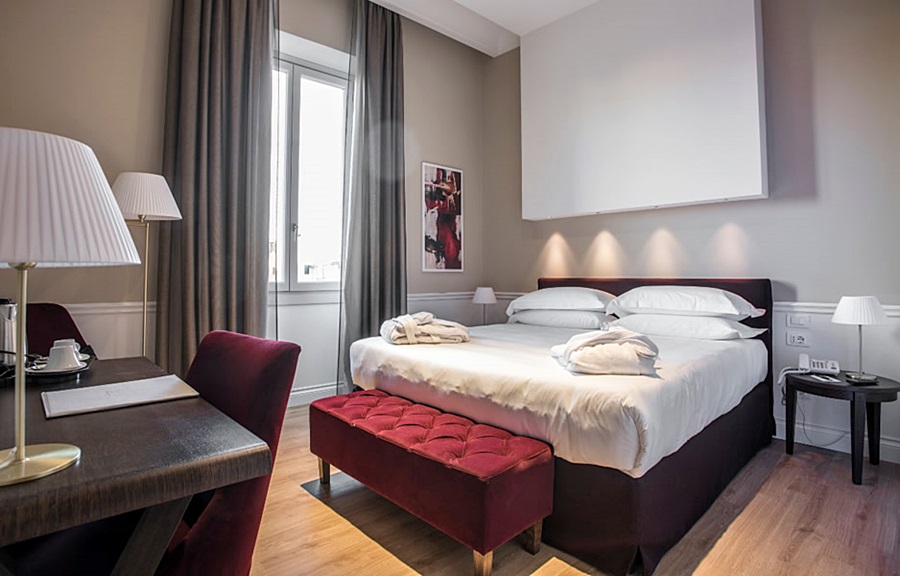 room photo