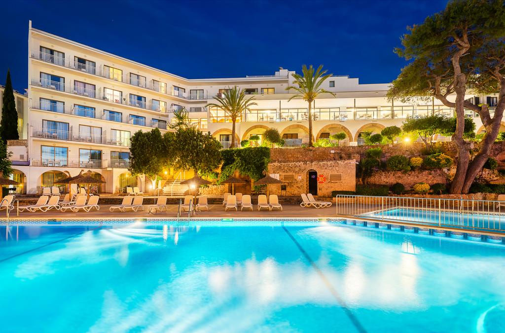 HOTEL Y APARTAMENTOS CASABLANCA - Hotel cerca del Golf Santa Ponsa I