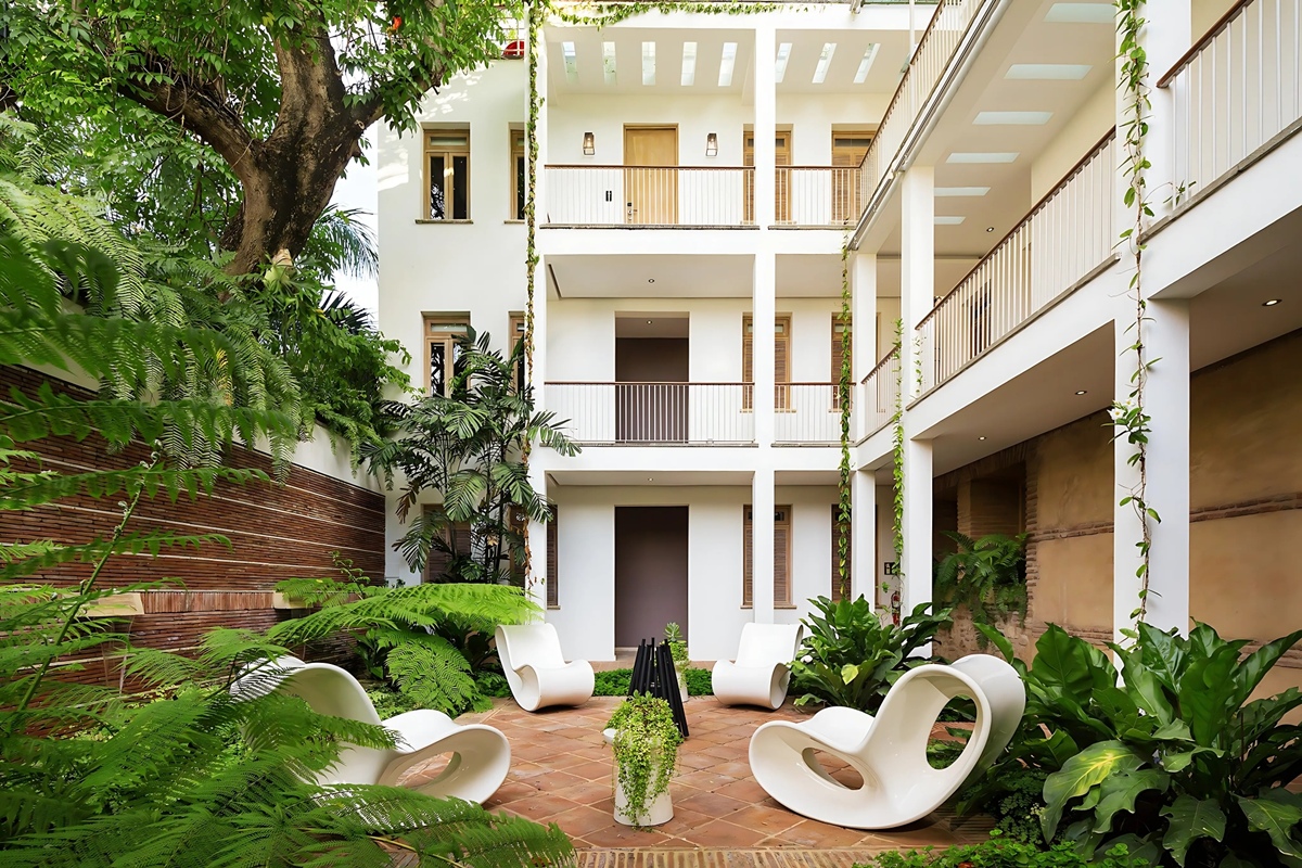 BILLINI HOTEL,HISTORIC LUXURY