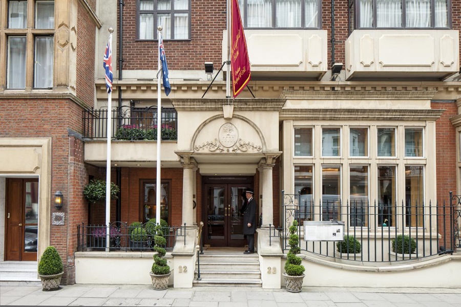 The Capital Hotel, Apartments & Townhouse