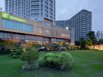 HOLIDAY INN