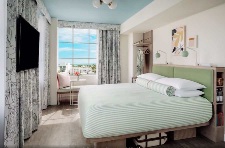 room photo