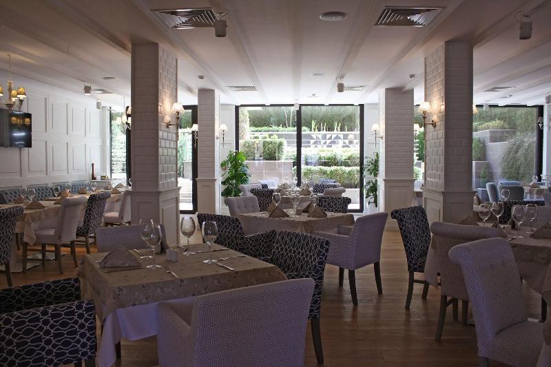 Best Western Plus Olives City Hotel