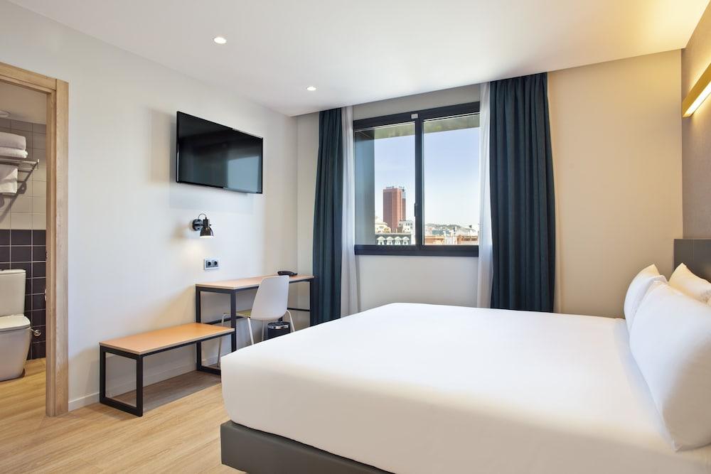 HOTEL BRICK - Hotel cerca del Camp Nou