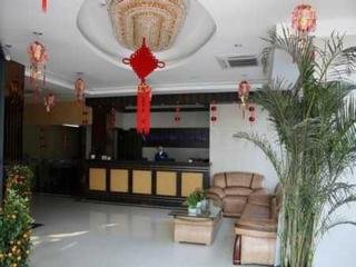 YI TING HOTEL CHAIN SHANGHAI DONGFANG ROAD SHOP