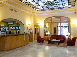 Mediodia - Hotel cerca del Puerta de Alcalá