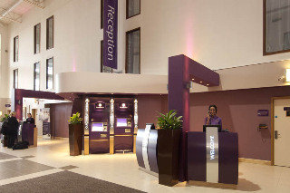 Premier Inn Premier Inn London Heathrow Airport T2 & T3 (Bath Road)