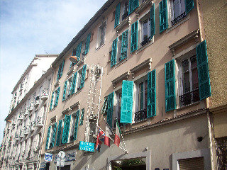Alcove Hotel