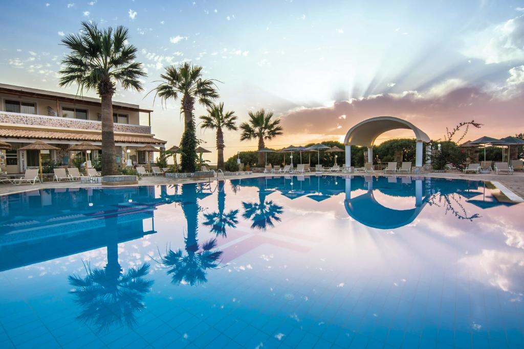 KOUROS PALACE HOTEL