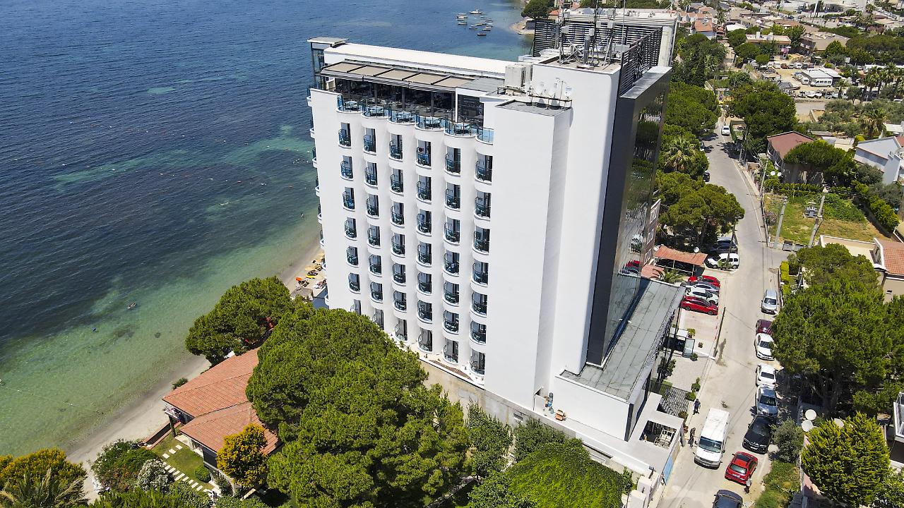 Signature Blue Resort