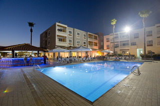 Kefalos Damon Hotel Apts