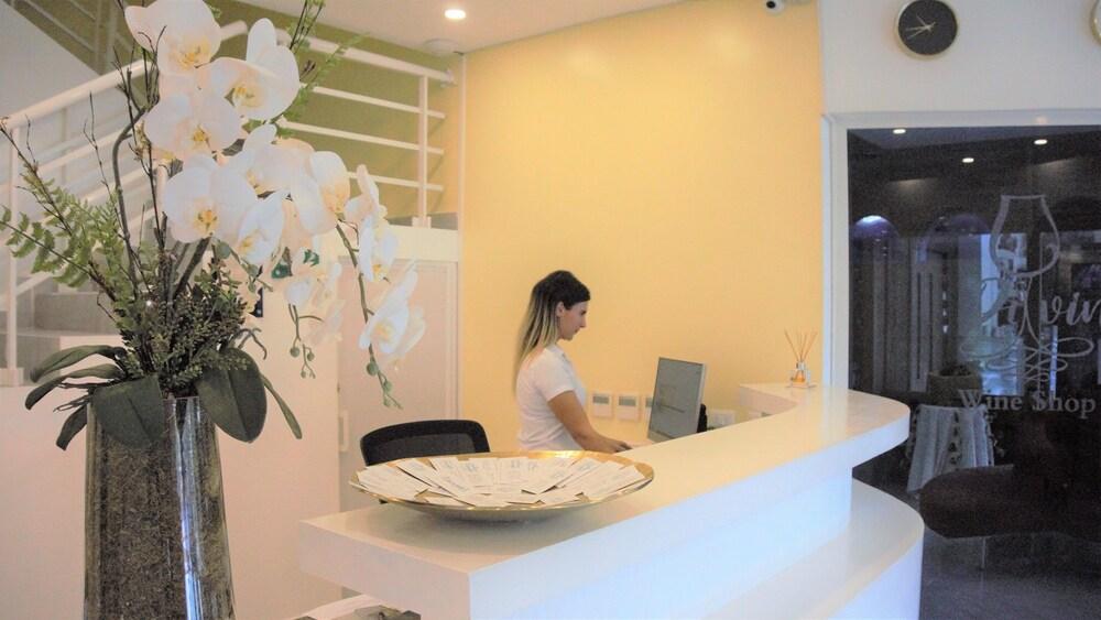 Hotel Alkquimia, Lounge and Bar