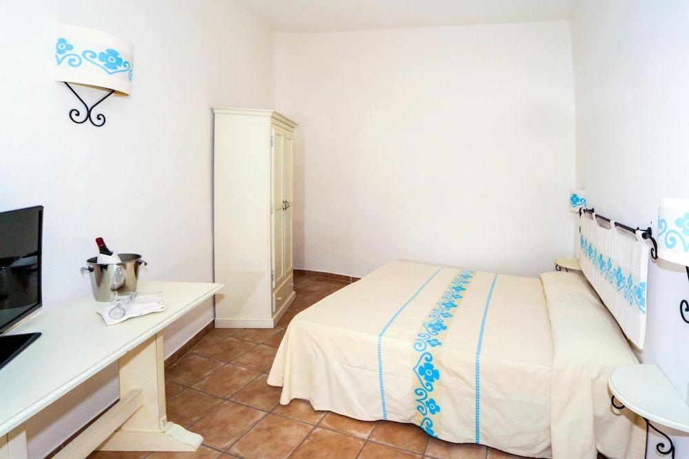 http://www.hotelresb2b.com/images/hoteles/2536113_foto_14.jpg