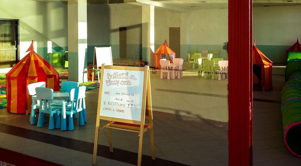 http://www.hotelresb2b.com/images/hoteles/2536113_foto_27.jpg