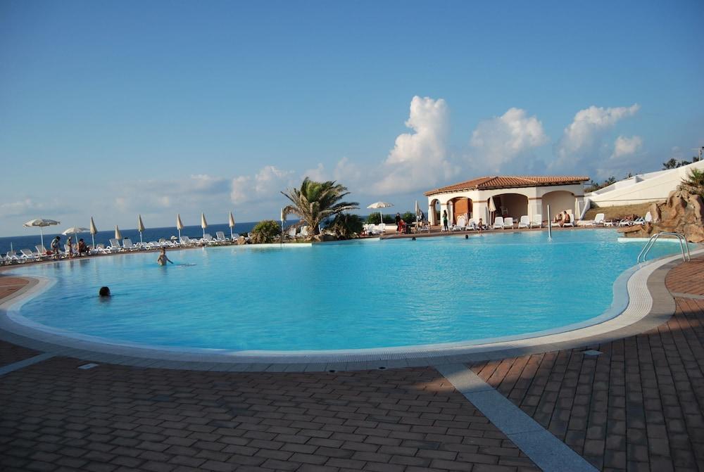 http://www.hotelresb2b.com/images/hoteles/2536113_foto_4.jpg