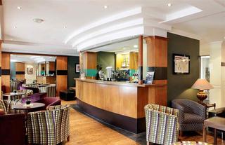 MERCURE BOWDON HTL & LEISURE