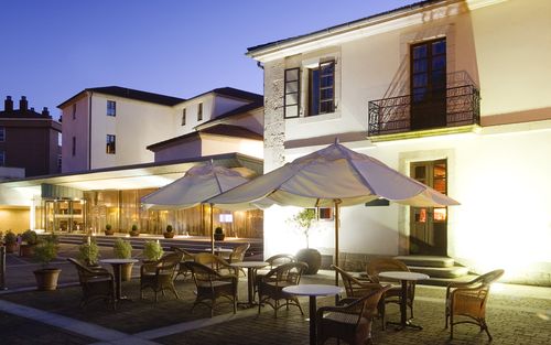 HOTEL HUSA UNIVERSAL EN SANTIAGO DE COMPOSTELA hotel husa universal en santiago de compostela: