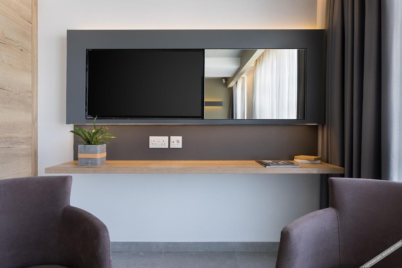 Alavits Hotel by ST Hotels