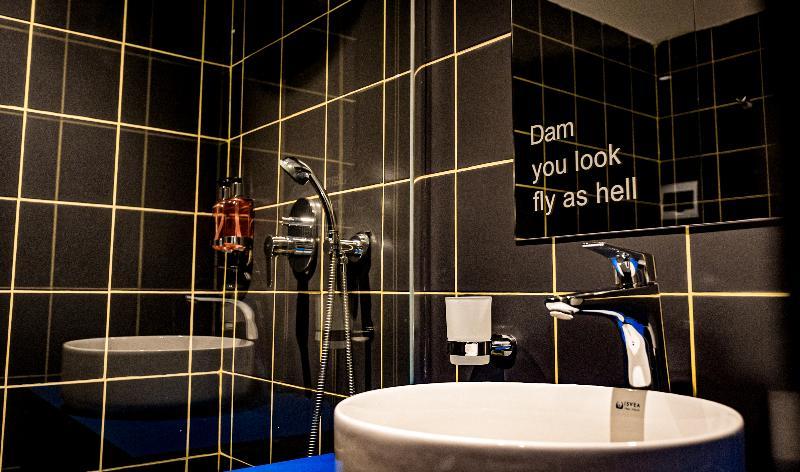 Ikyk Hotel