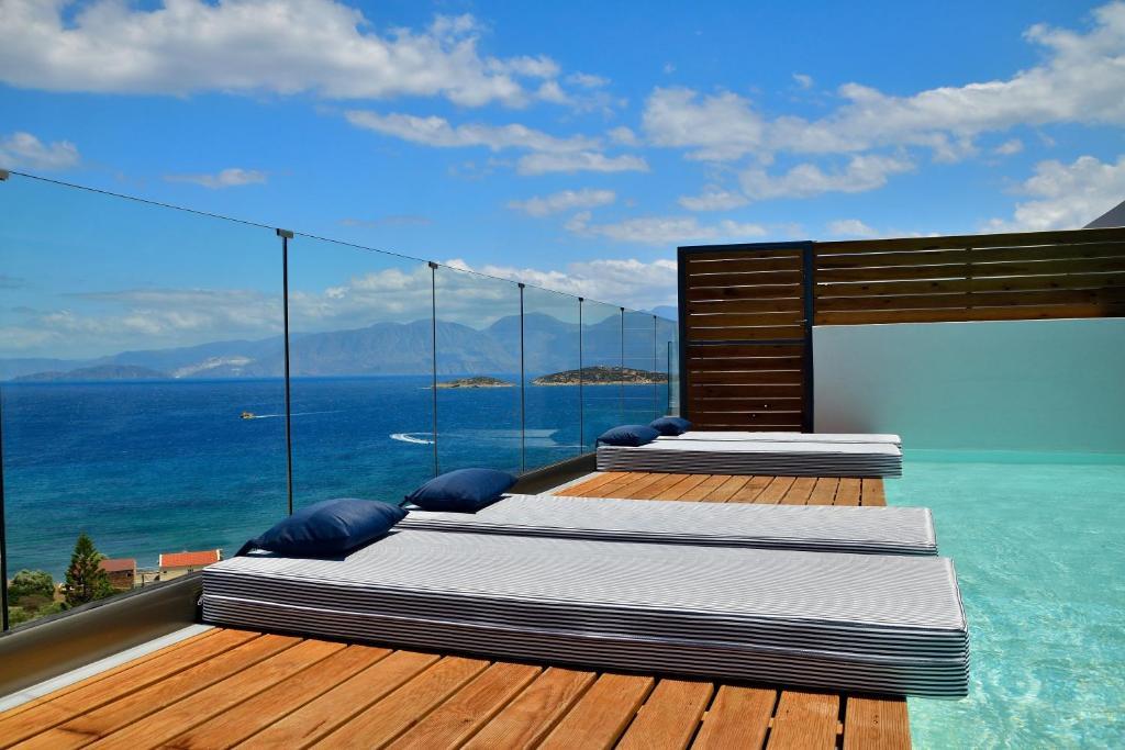 MELITI ADULTS ONLY HOTEL