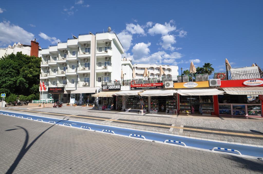 REISMARIS HOTEL