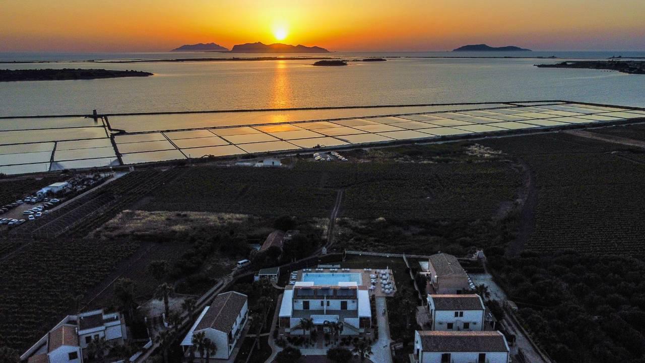 Oasi Guzzetta Hotel & Case Vacanze