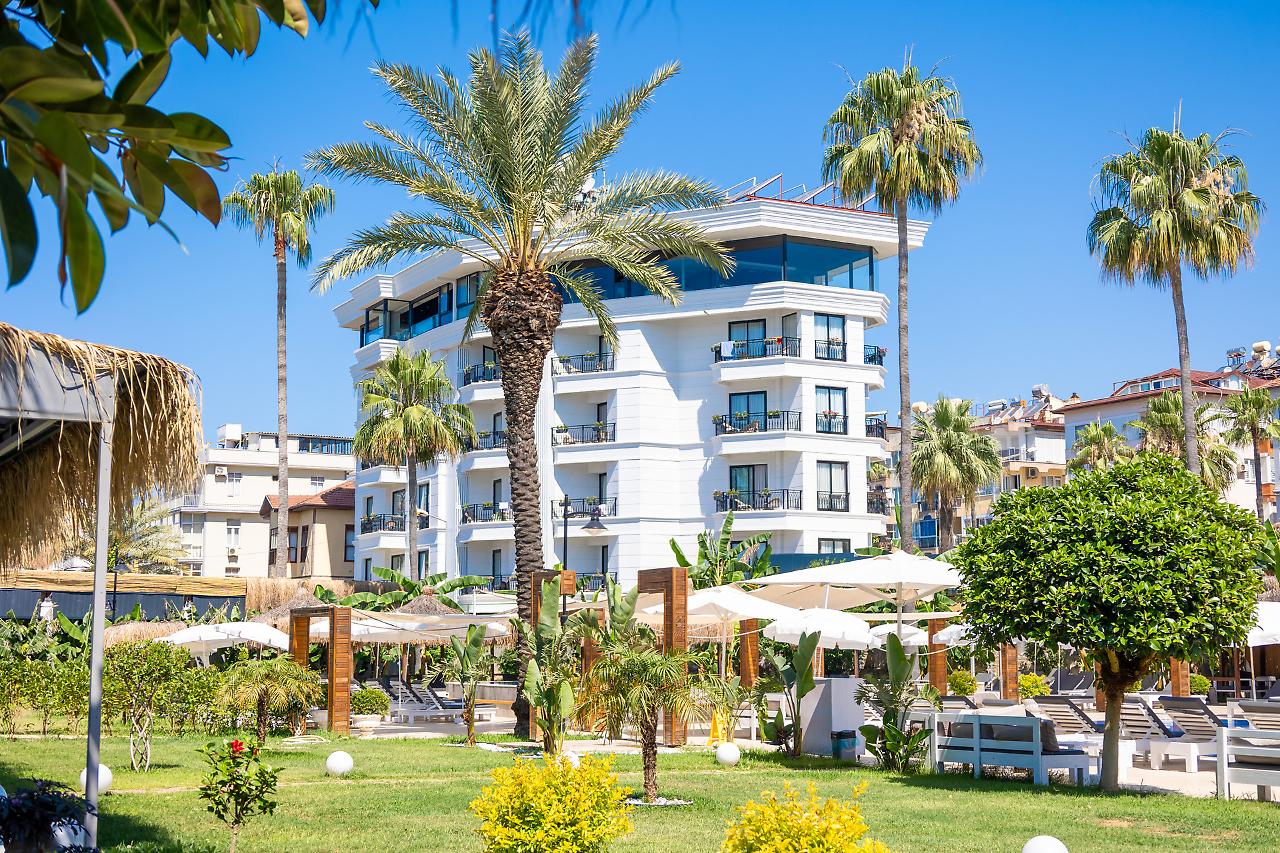 De'Manor Hotel