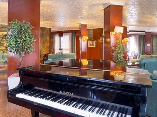 MAGIC CRISTAL PARK - Hotel cerca del Villaitana Wellness Golf & Business Resort