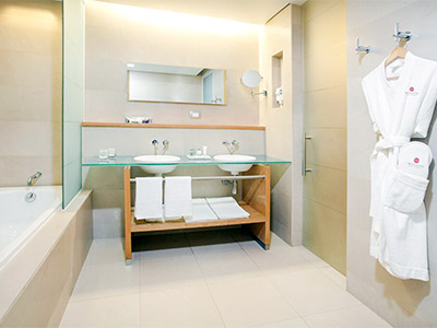 NH COLLECTION MEXICO CITY AIRPORT T2