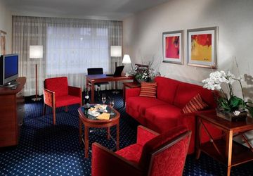 COURTYARD BY MARRIOTT